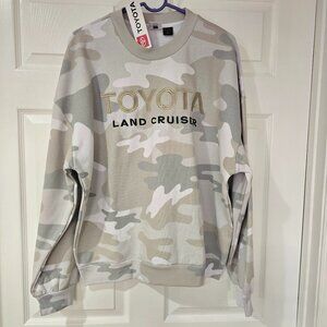 Toyota Land Cruiser Officially Licensed Embroidered Camo‎ Sweatshirt Large NWT